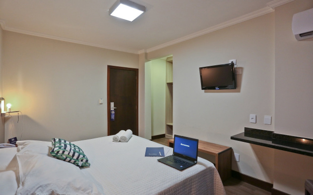Sandri City Hotel