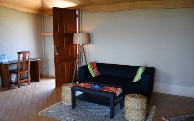 Serengeti Safari Lodge