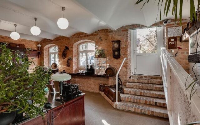 Janne Hotel