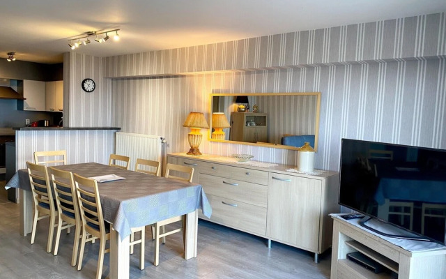 Apartment in Nieuwpoort With Stunning Sea Views