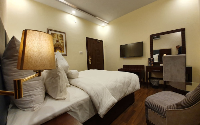 S Chalet Multan