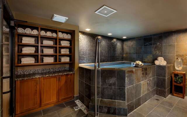 Teton Mountain Lodge and Spa