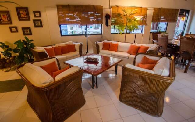 Plaza Colonial Penthouse
