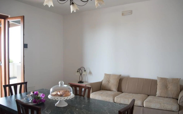 Eolian Residence