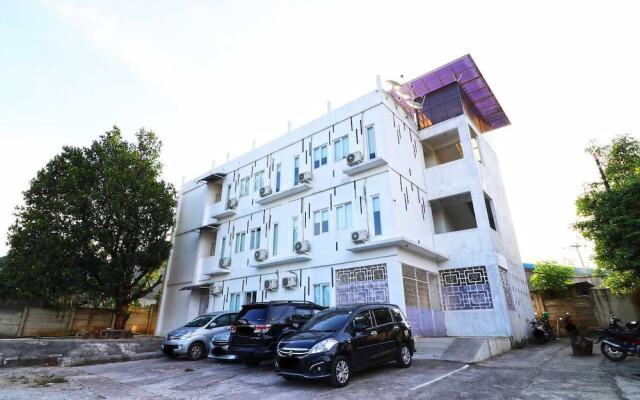 Rumah Kayu Manis Bintaro