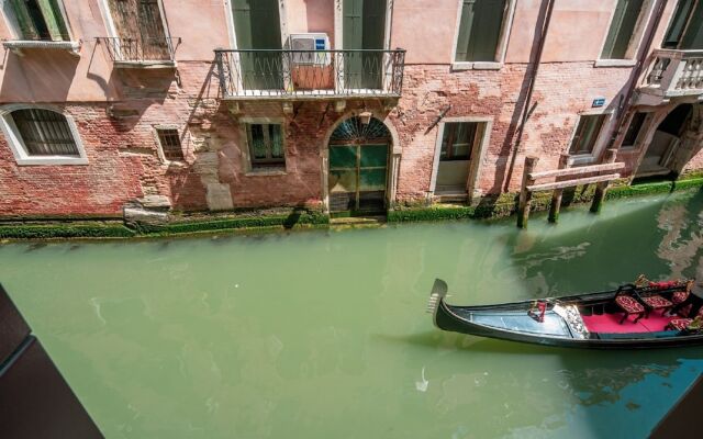 San Marco Boutique Canal View
