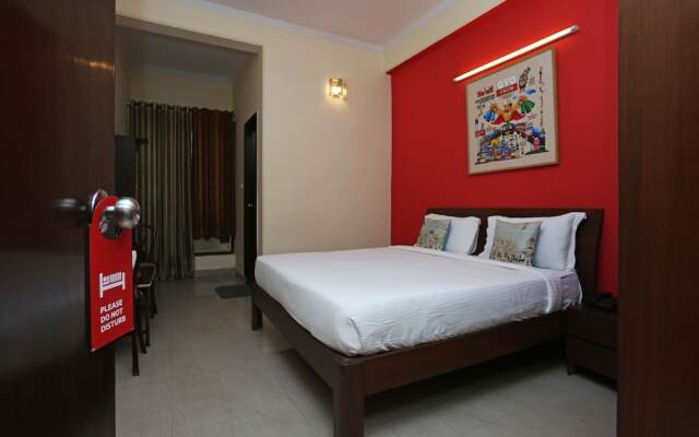 OYO Flagship 238 Noida Sector 72