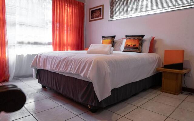 Lyronne Guest house, Shuttle and Tours