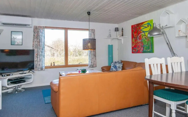 Retro Chic Haven in Bork Harbor-by Traum