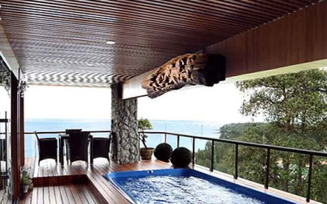 Koi Signature Villa