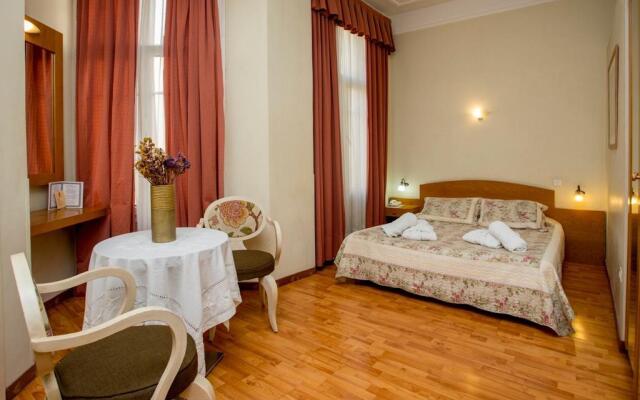 Отель Modern Revival Luxury