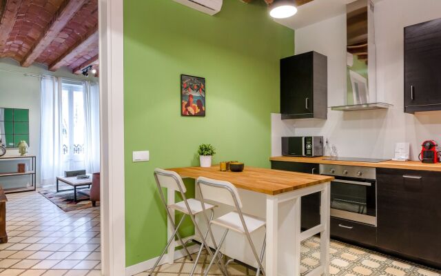 Urban District - St. Antoni Market Apartment