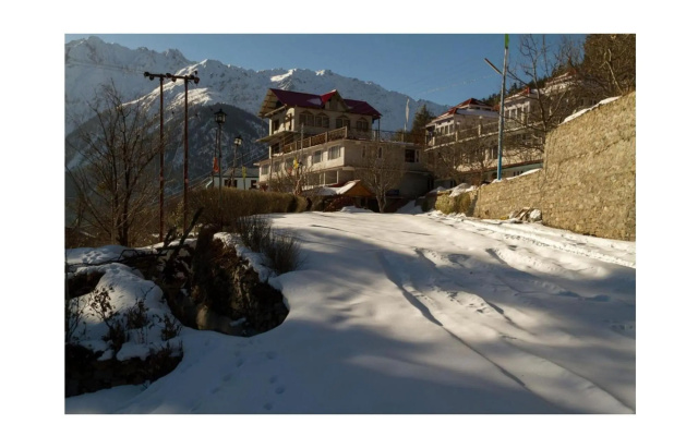 Kinner Villa – Outside – Kalpa