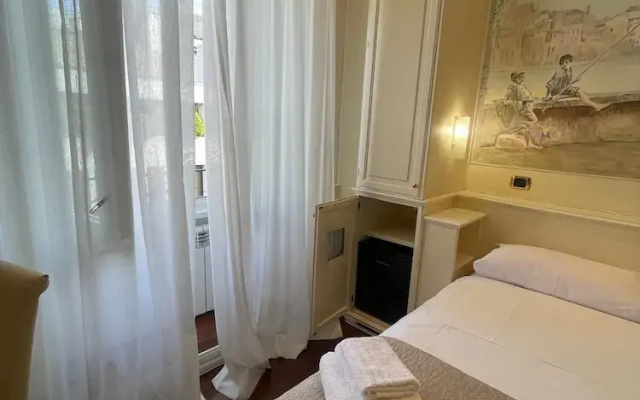 Dama Opera Elegantia Rooms