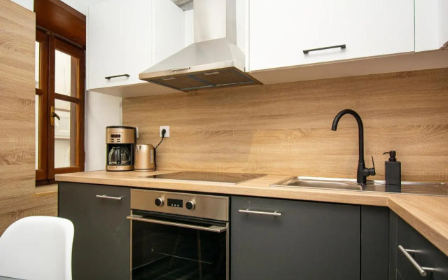 Elithas Cozy House 1