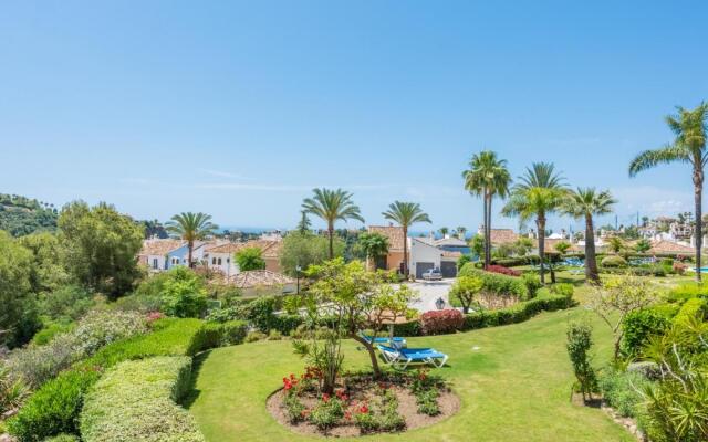 Los Pinos 3 Bedroom Apartment in Los Arqueros