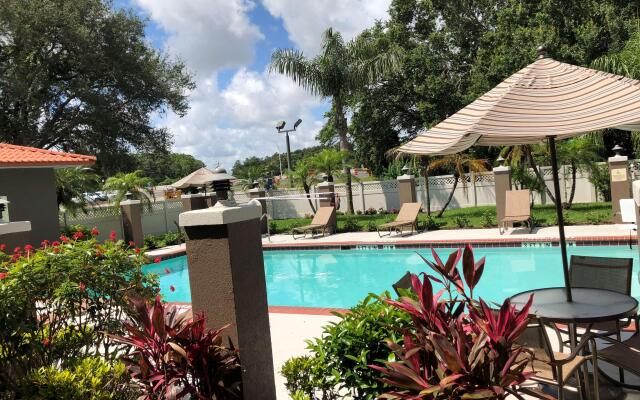 Best Western Plus Bradenton Hotel & Suites