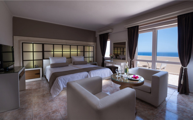 Athina Palace Resort & Spa