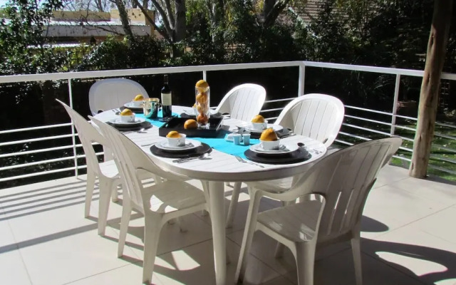 Fully Furnished 3 Bedroom House In in Pentagon Park Bloemfontein