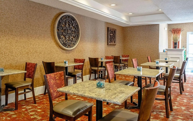 Quality Suites San Antonio Northeast