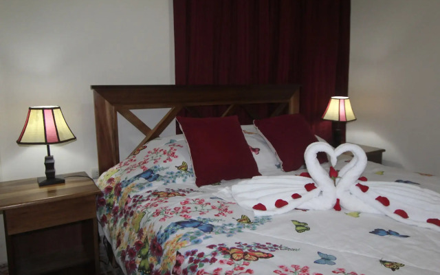 La Fortuna Rooms