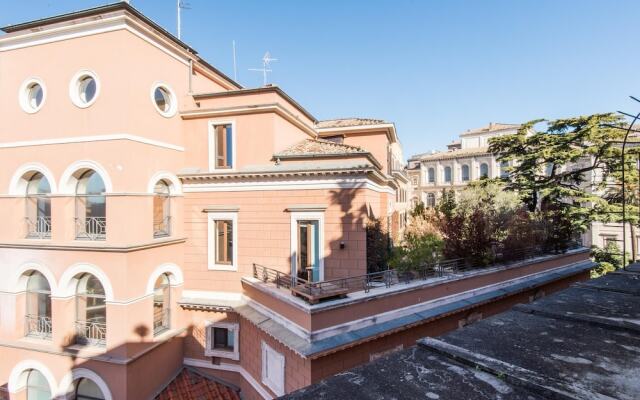 RSH Barberini Luxury Modern Terrace Apartment