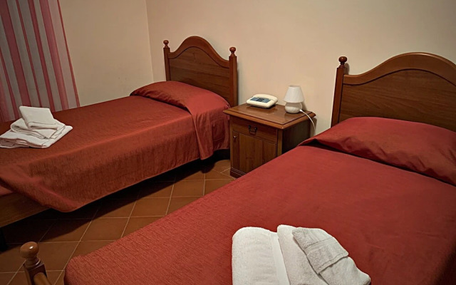 Casa Regina Montis Regalis