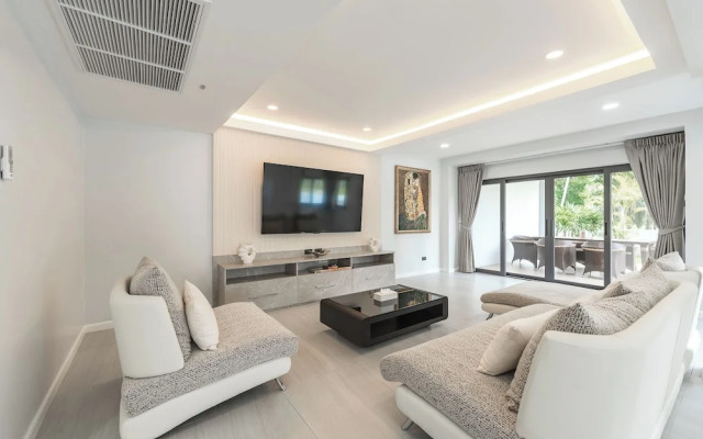 Golfside 5BRVilla with Private Pool V192