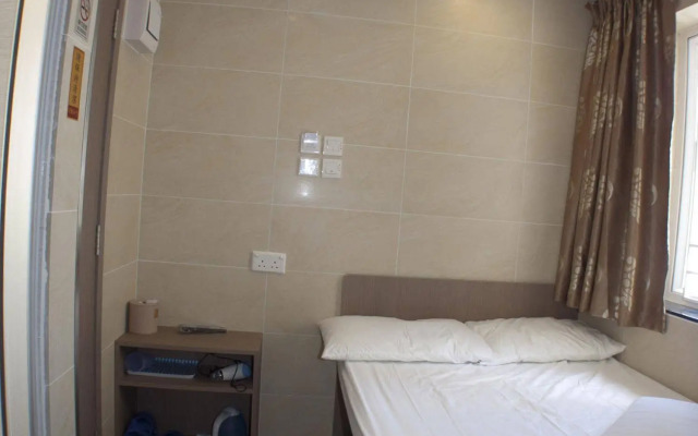 Mong King Hotel