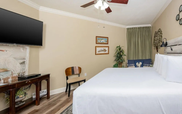 Phoenix Ix 506 2 Bedroom Condo