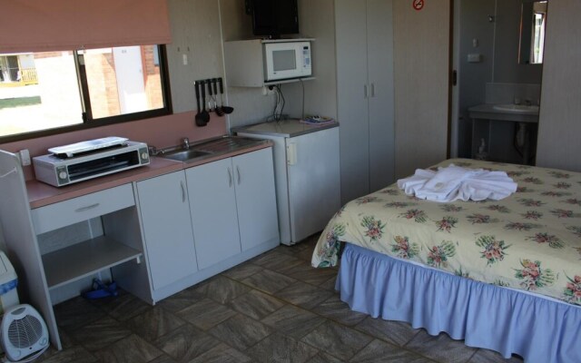 Bay View Holiday Village