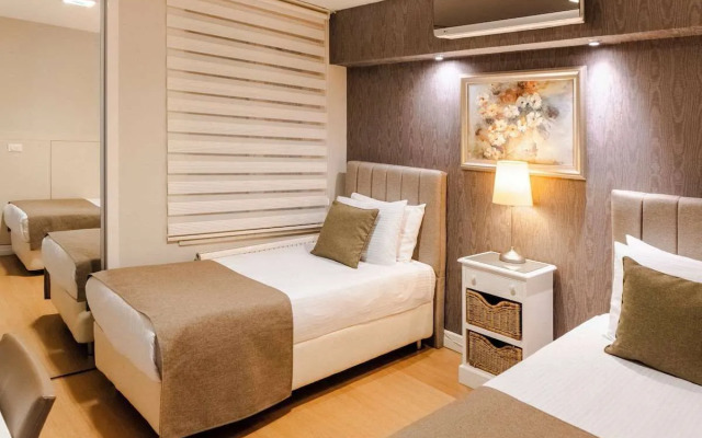 Cheya Hotels & Residences