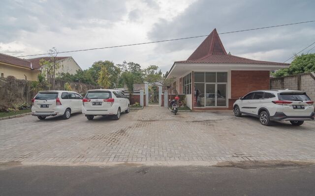 RedDoorz Syariah near Jalan Panglima Batur Banjarbaru