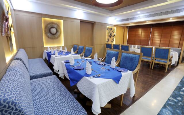 Hotel Gms Grand