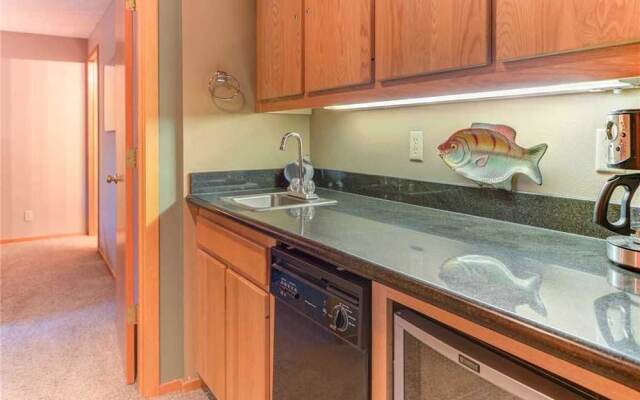 Deer Lane 11 by Village Properties at Sunriver