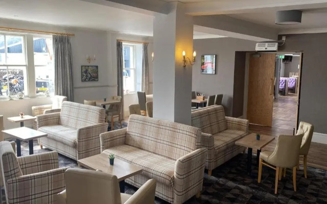 Caledonian Hotel