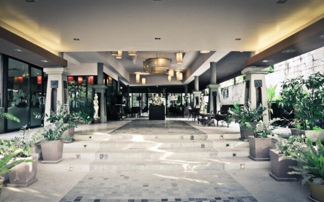 Karabuning Resort and Residence