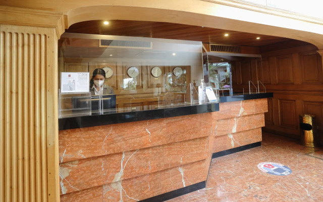 Suites del Bosque Hotel