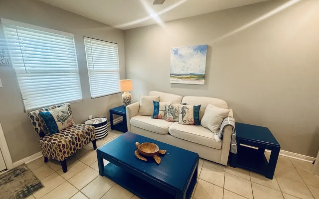 Cristy's Crab Shack @ Sunrise Villas