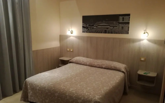 Hotel Cantore Genova