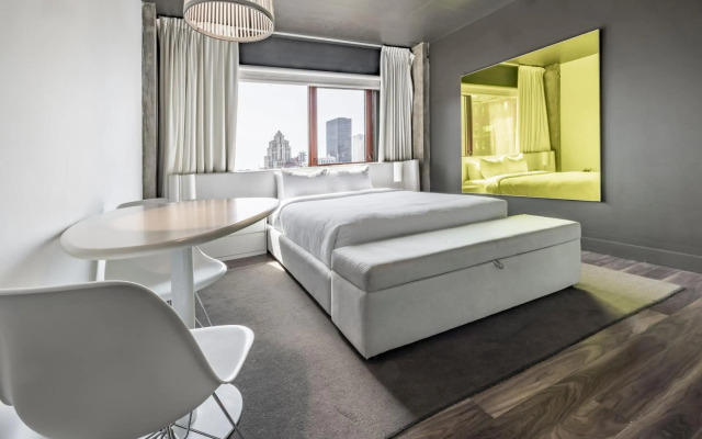 Hotel Zero 1