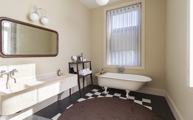 Marques Garden House by Olivia