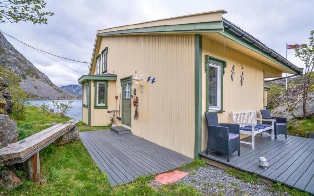 Sea-view house in Sund
