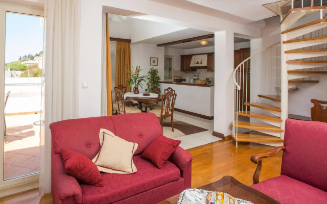 Penthouse the Best Old Town View