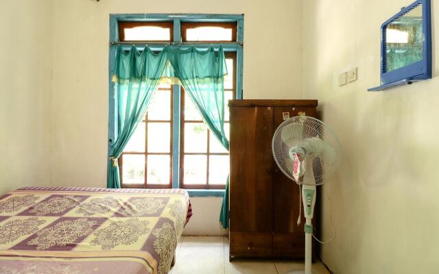 Homestay Mbah Parni By Zuzu