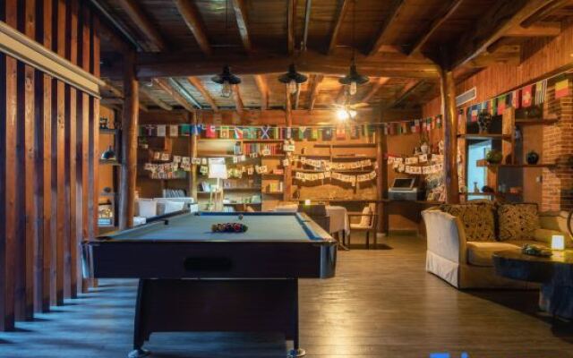 Xizhu Yunjian Hot Spring Villa