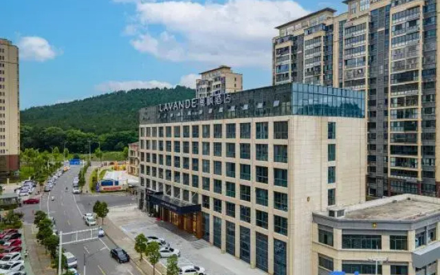 Lavande Hotel (Susong Zhengwuzhongxin Longjing Road)