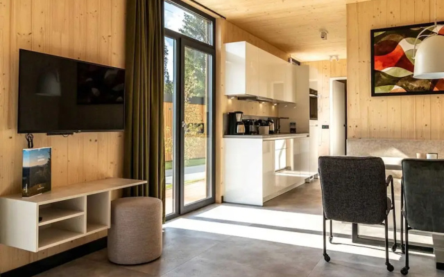 Modern Holiday Home With hot tub in Winterberg