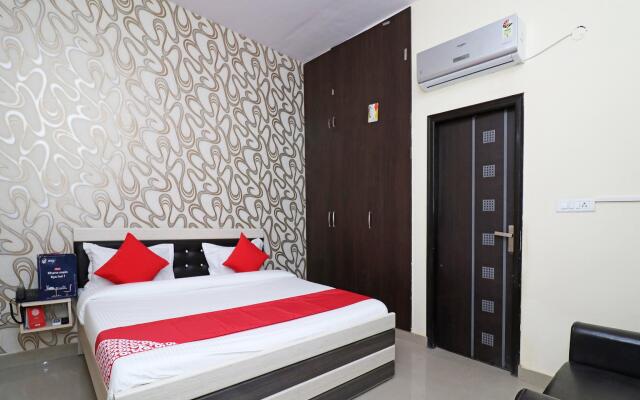 OYO 22698 Delight Residency