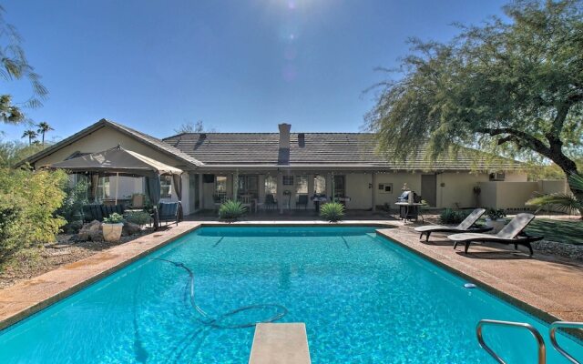 Game Room, Fire Pit & Putting Green: Glendale Home